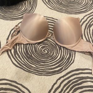 Victoria’s Secret Bombshell Plunge / add 2 cup / 34C